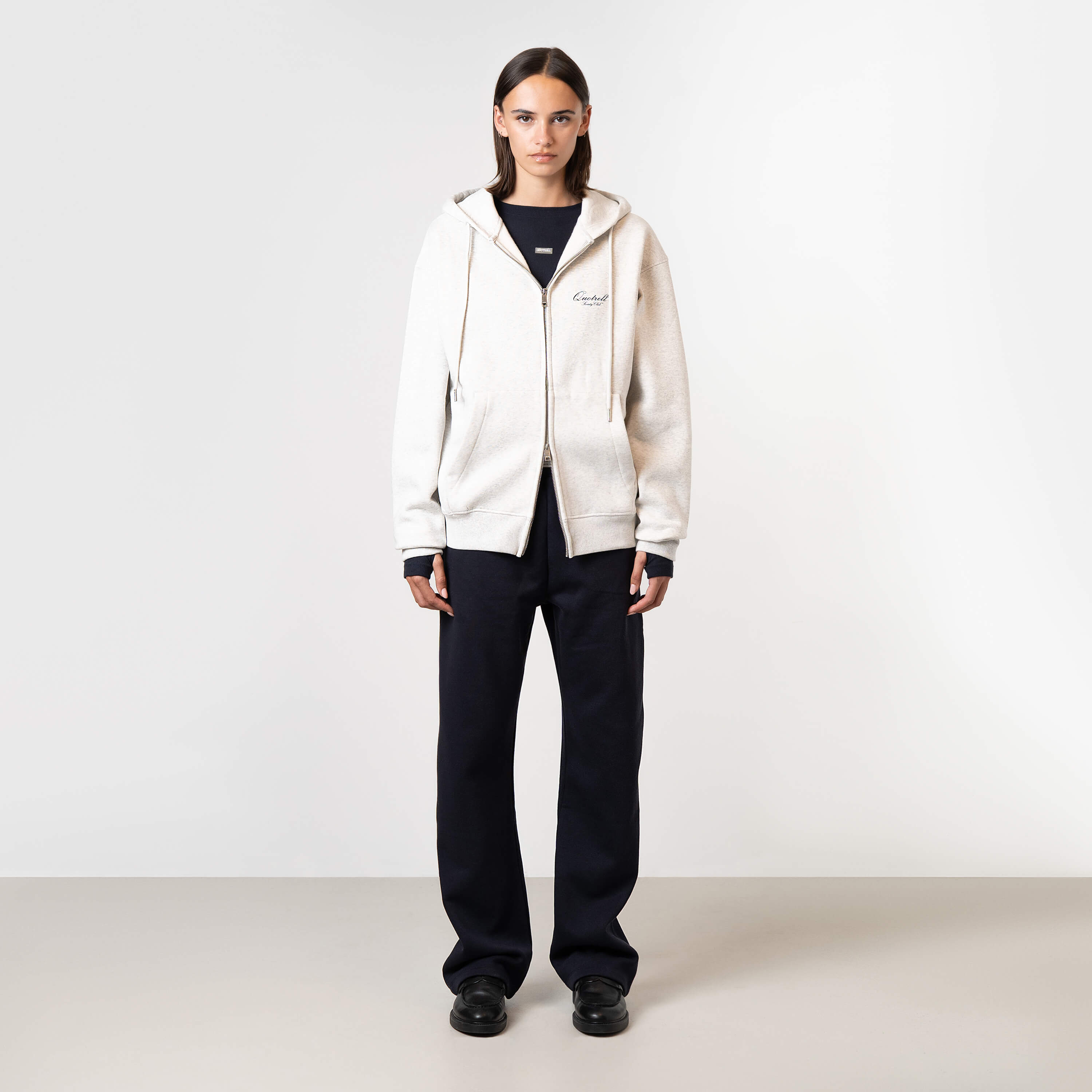 Model is 175 cm and wears size S
