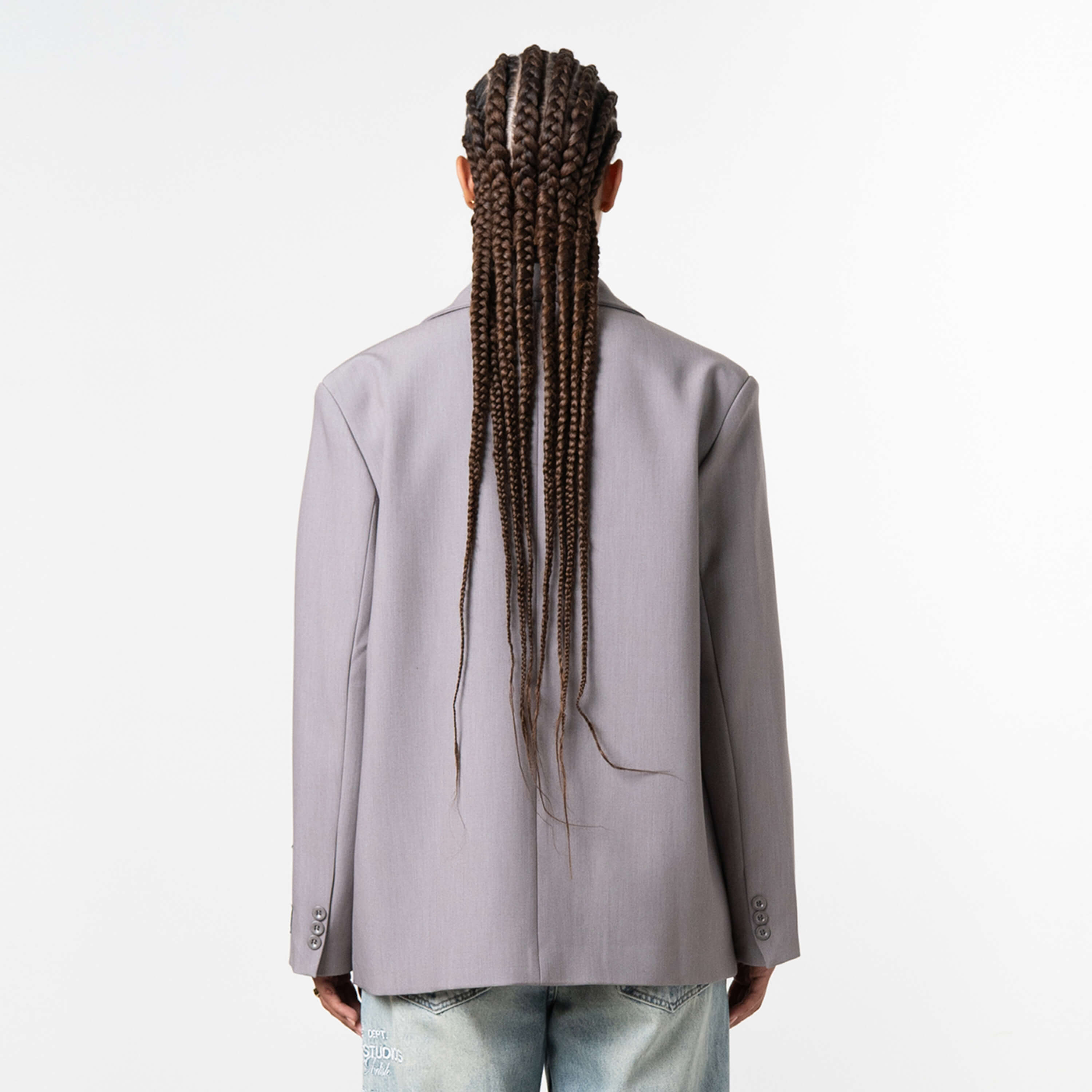 Model is 172 cm and wears size S
